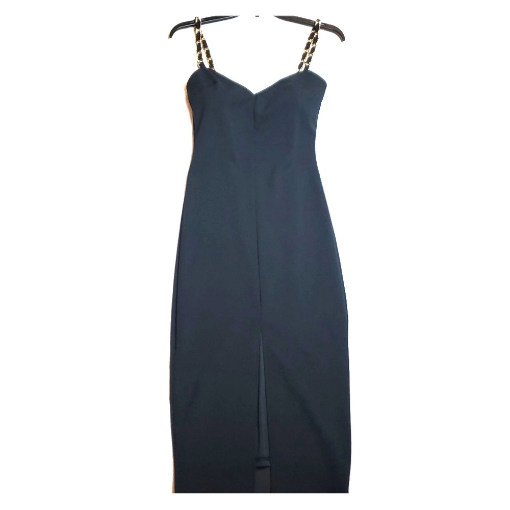 💋 Black Strappy Slinky Dress